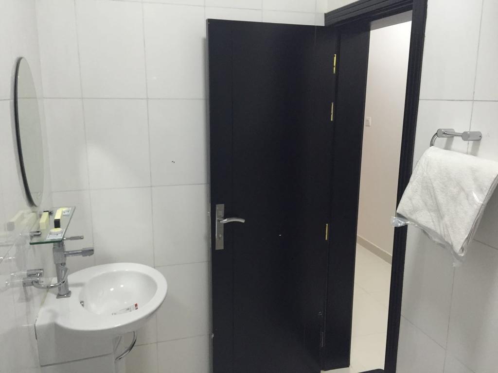 Maan Hotel Apartment Hilf Экстерьер фото
